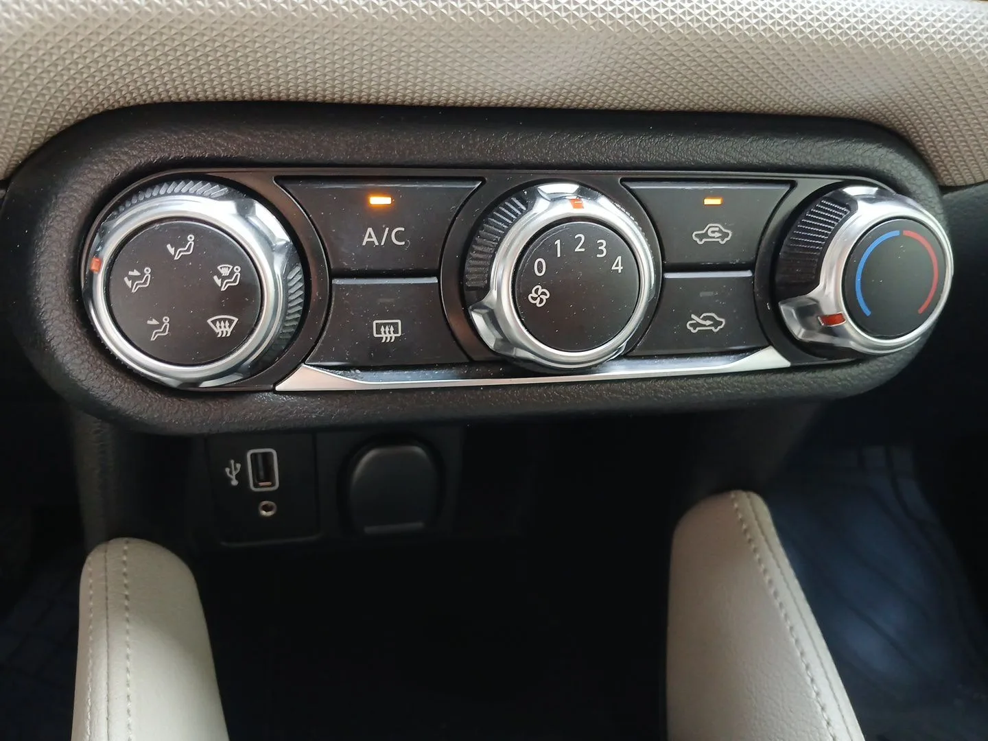 Mando Calefaccion / Aire Acondicionado para Nissan Micra V (K14)