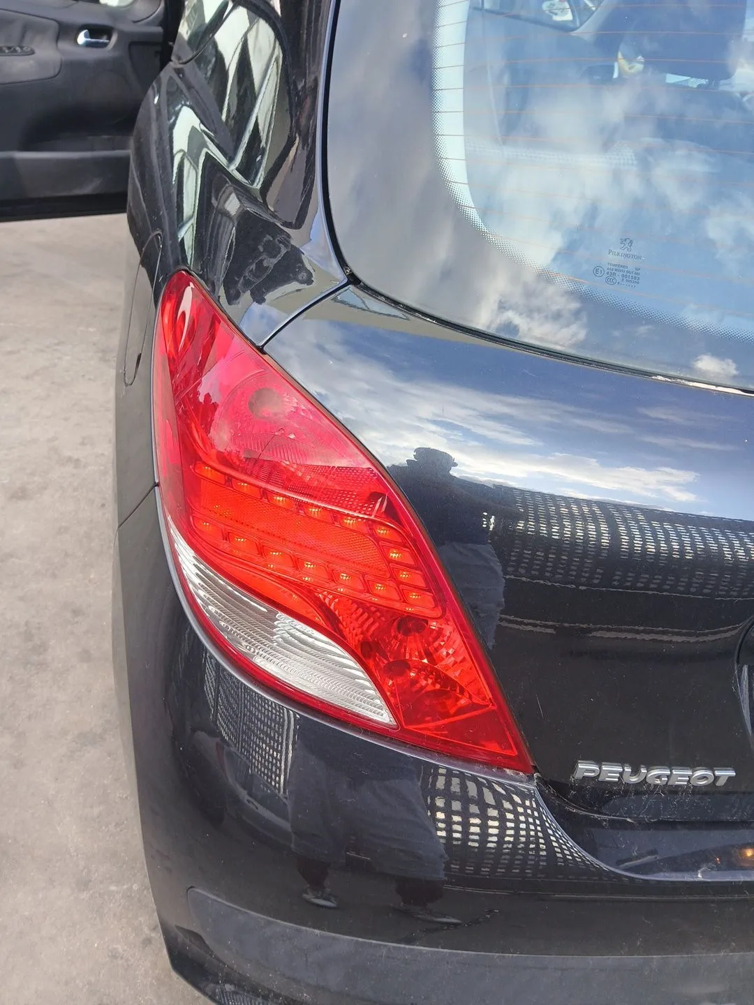 Piloto Trasero Izquierdo para Peugeot 207/207+ (Wa_, Wc_)