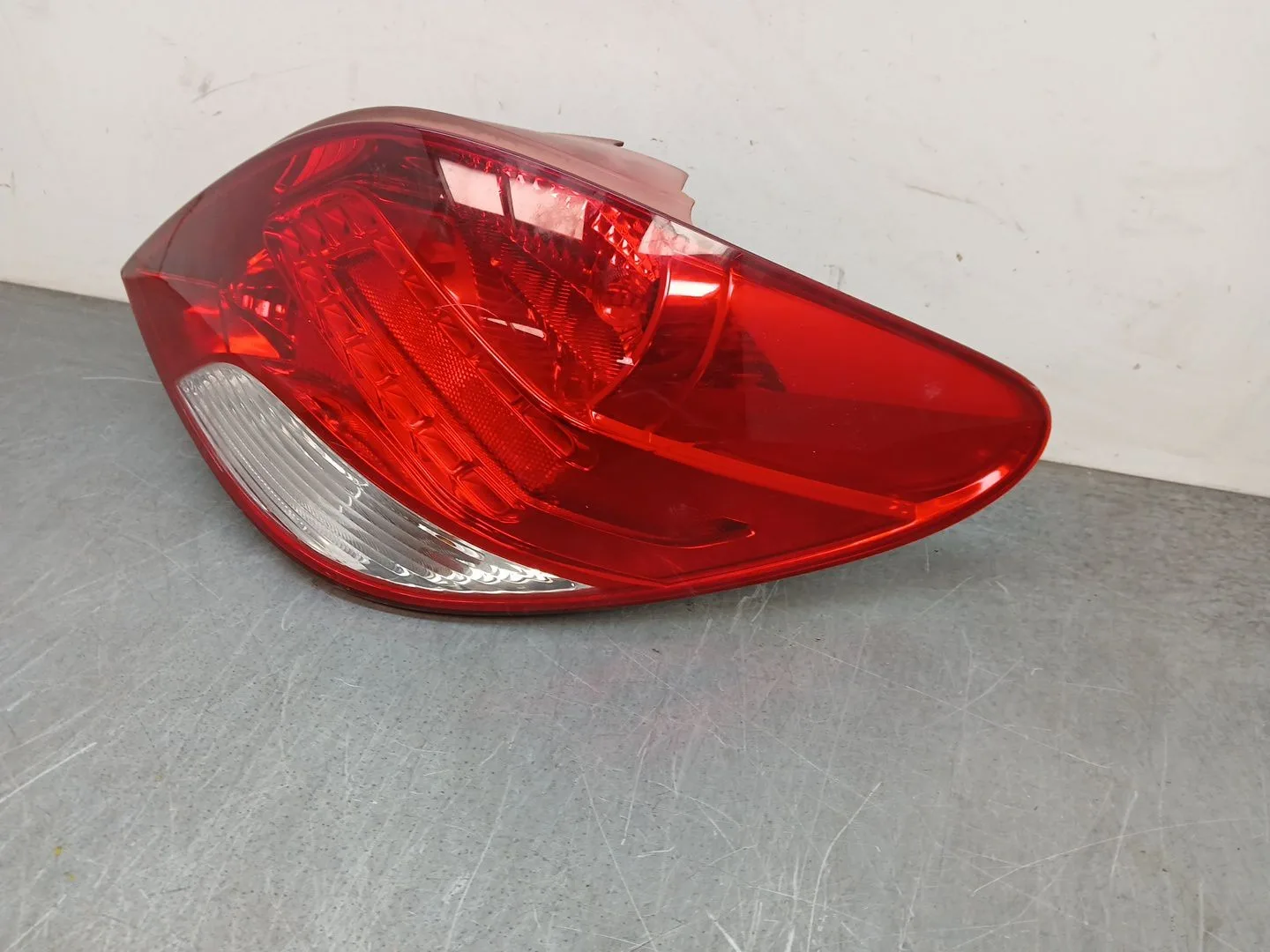 Piloto Trasero Derecho para Peugeot 207/207+ (Wa_, Wc_)