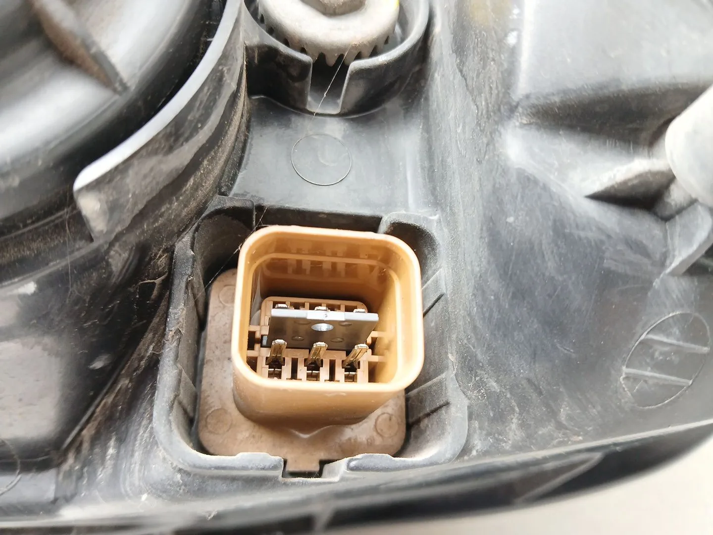 Faro Derecho para Chevrolet Captiva
