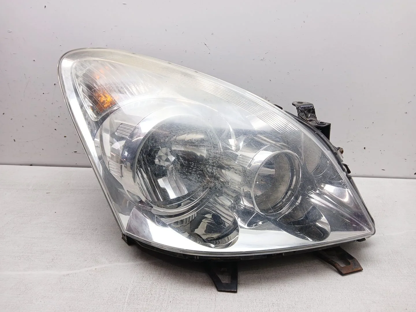 Faro Derecho para Toyota Corolla Verso (Zer_, Zze12_, R1_)
