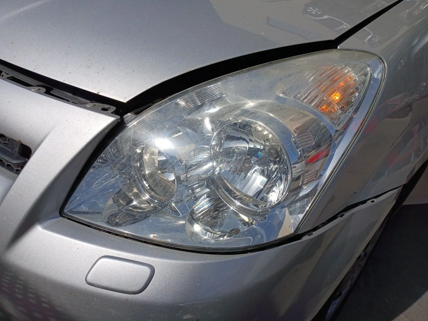 Faro Izquierdo para Toyota Corolla Verso (Zer_, Zze12_, R1_)