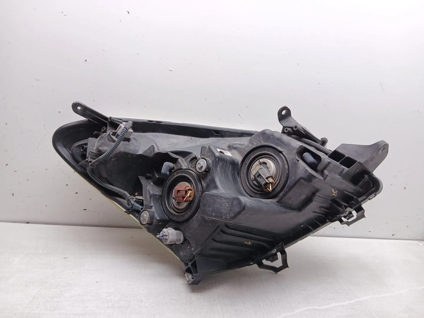 Faro Izquierdo para Toyota Corolla Verso (Zer_, Zze12_, R1_)