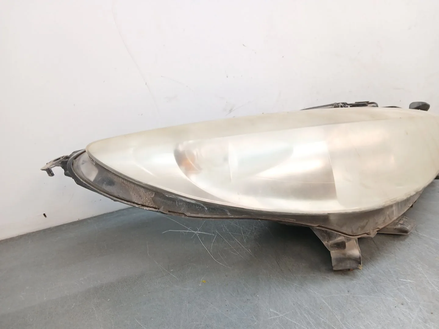 Faro Derecho para Peugeot 207/207+ (Wa_, Wc_)