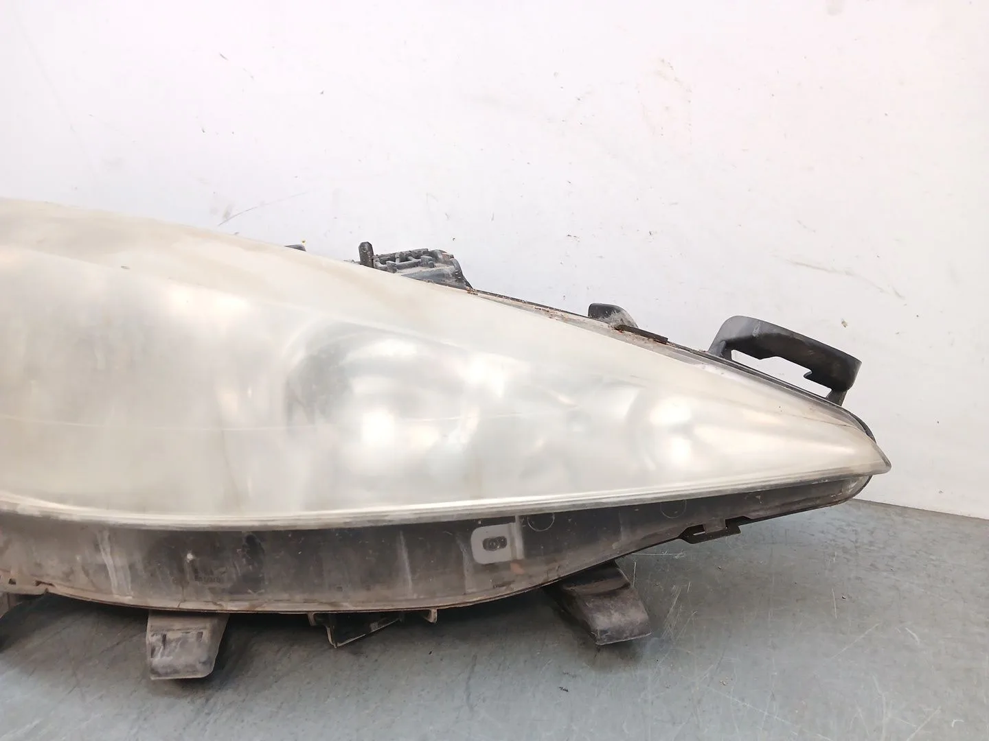 Faro Derecho para Peugeot 207/207+ (Wa_, Wc_)