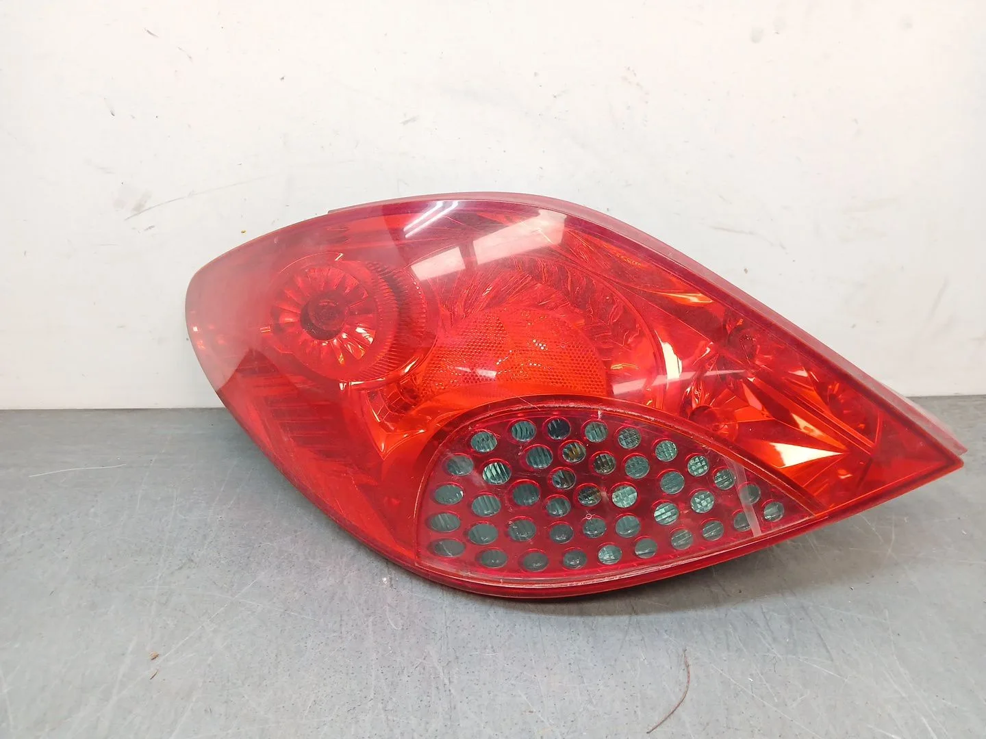 Piloto Trasero Izquierdo para Peugeot 207/207+ (Wa_, Wc_)