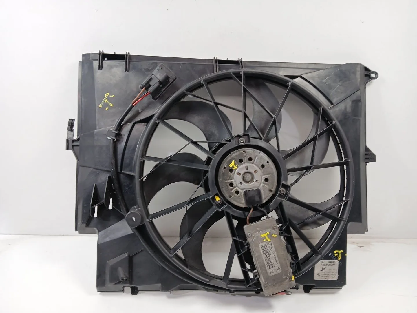 Electroventilador para Bmw 1 (E87)
