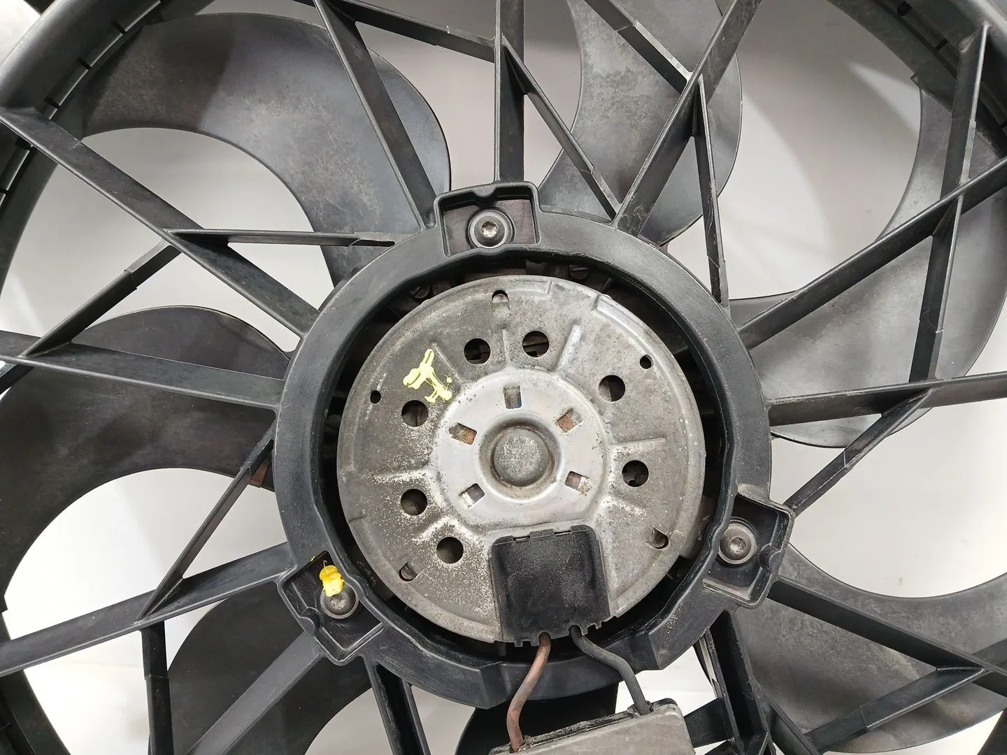 Electroventilador para Bmw 1 (E87)