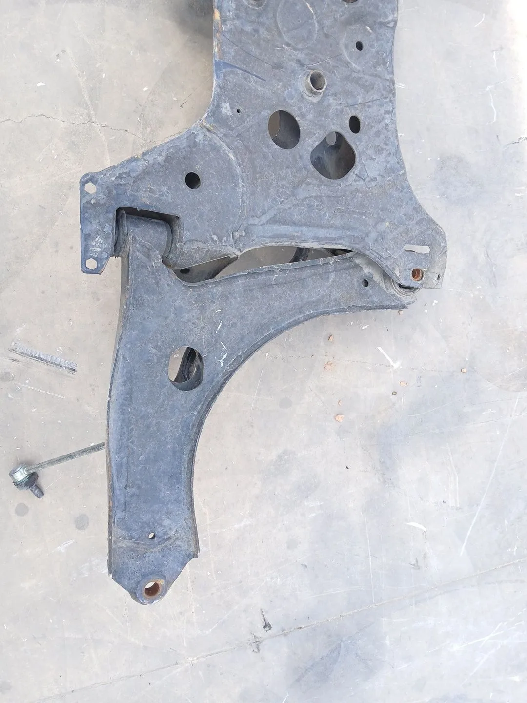 Puente Delantero para Ford Transit Courier