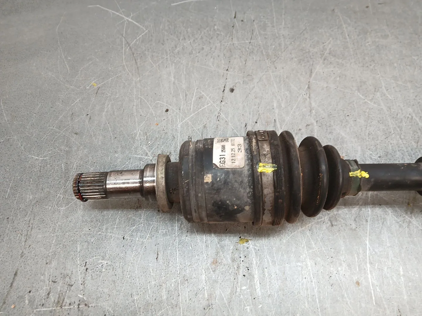 Transmision Delantera Izquierda para Mazda 3 (Bl)