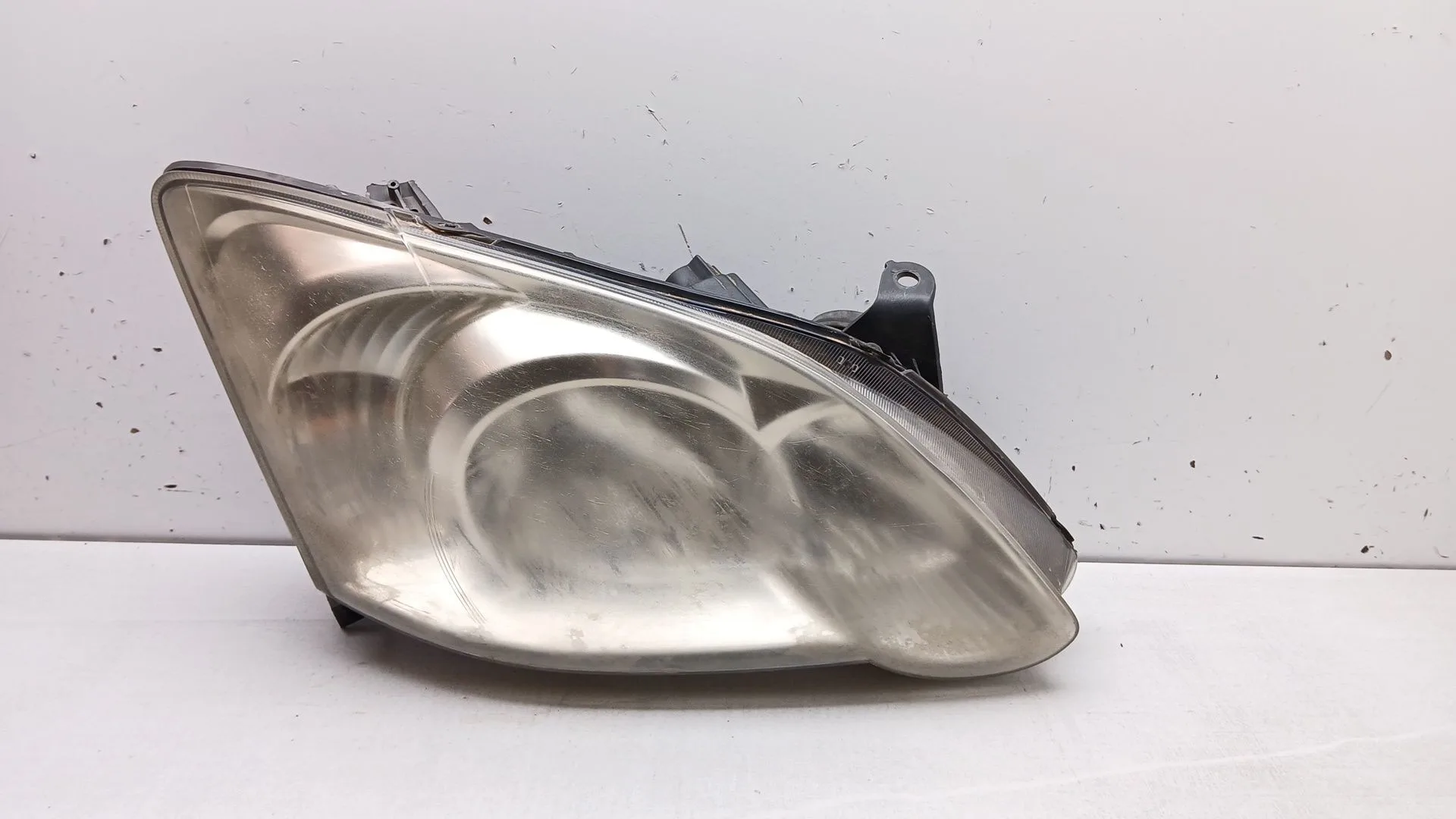 Faro Derecho para Toyota Corolla (_E12_)