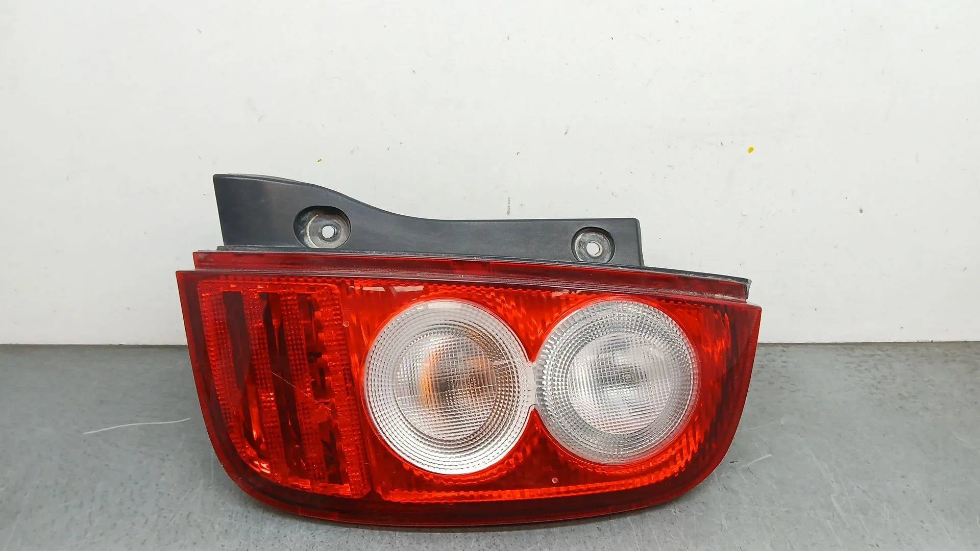 Piloto Trasero Derecho para Nissan Micra Iii (K12)