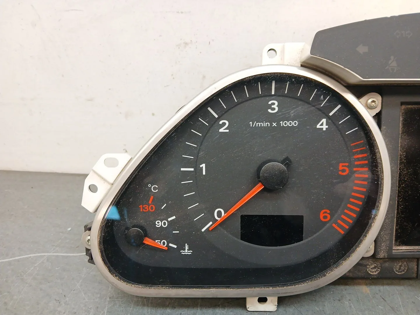 Cuadro Instrumentos para Audi A6 Berlina (4F2)