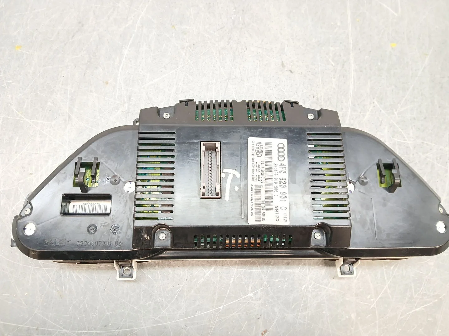 Cuadro Instrumentos para Audi A6 Berlina (4F2)