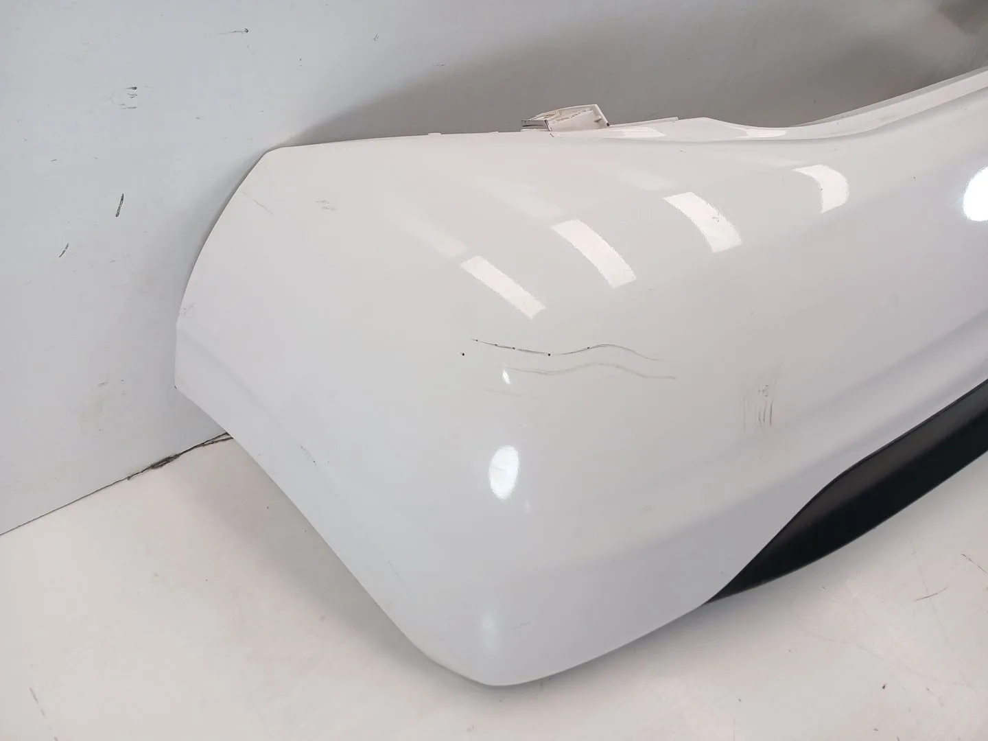 Paragolpes Trasero para Peugeot 208 I (Ca_, Cc_)