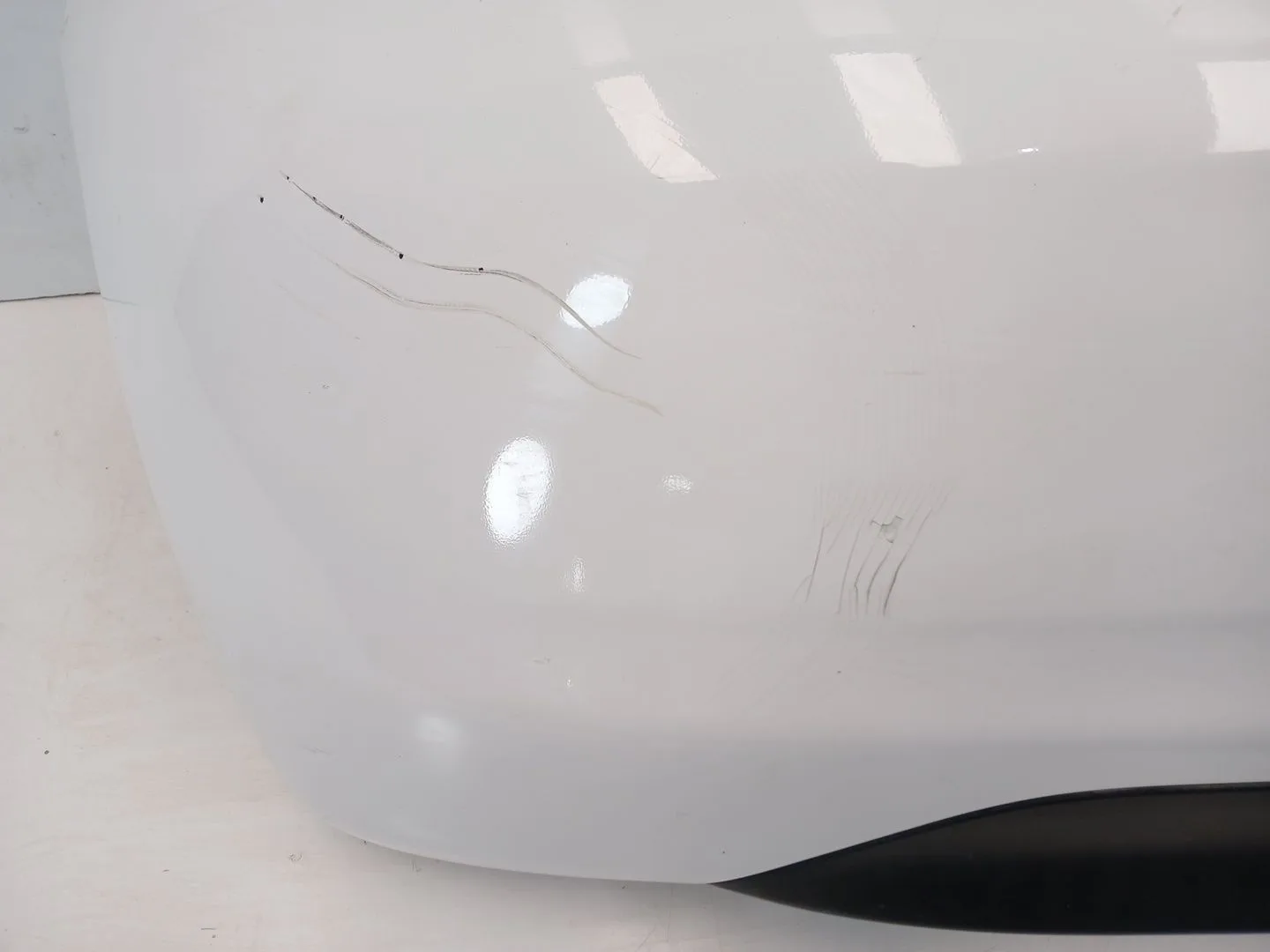 Paragolpes Trasero para Peugeot 208 I (Ca_, Cc_)