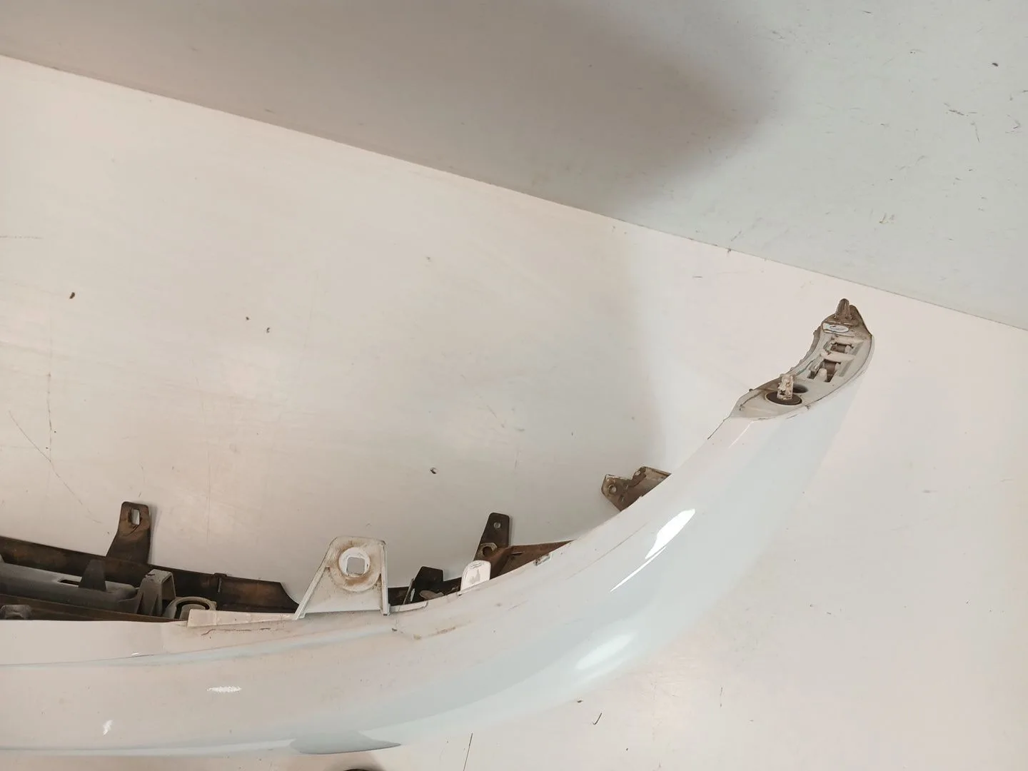 Paragolpes Trasero para Peugeot 208 I (Ca_, Cc_)