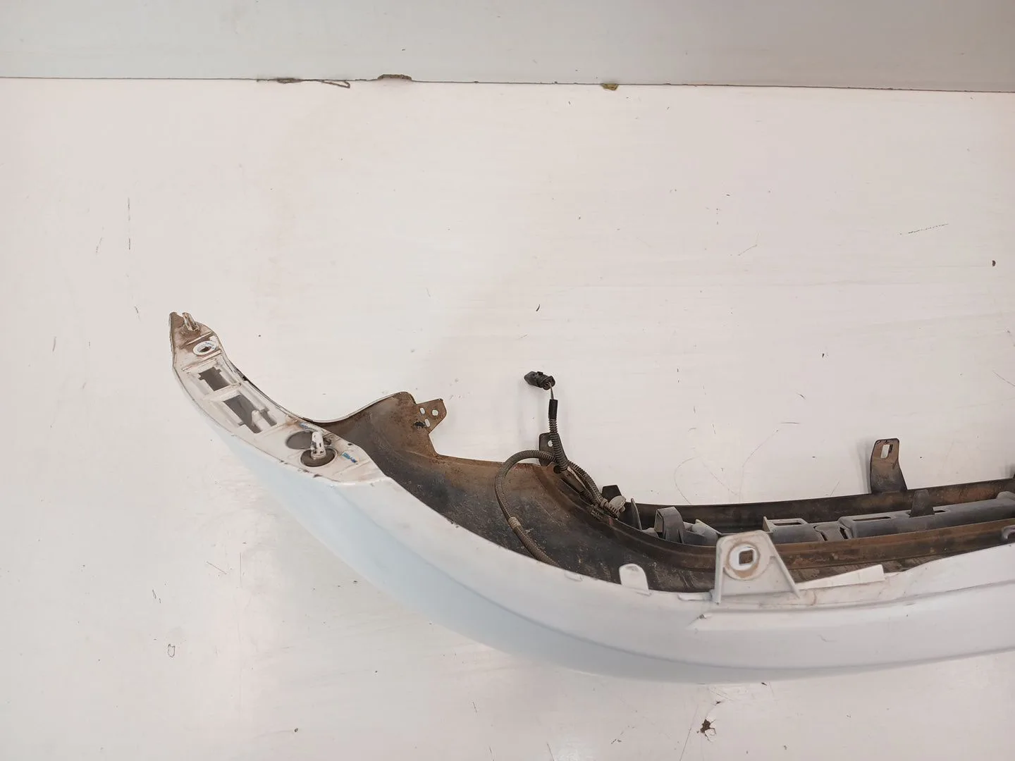 Paragolpes Trasero para Peugeot 208 I (Ca_, Cc_)