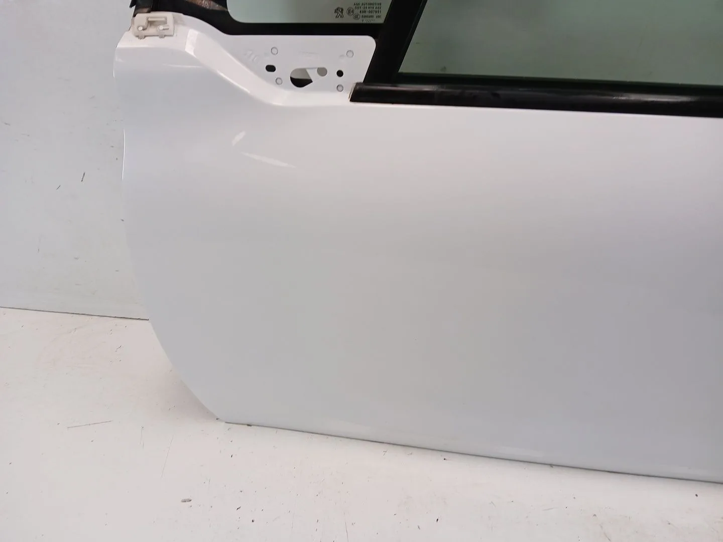 Puerta Delantera Izquierda para Peugeot 208 I (Ca_, Cc_)