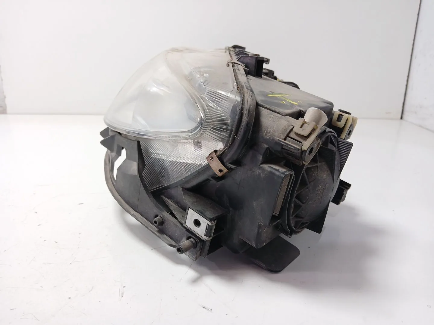 Faro Izquierdo para Mazda 6 Hatchback (Gg)