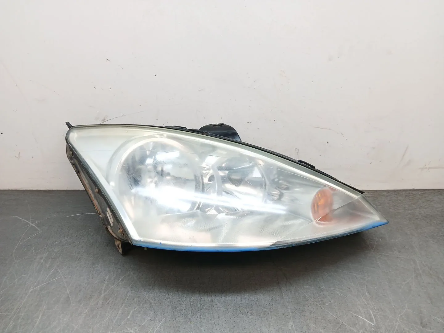 Faro Derecho para Ford Focus I (Daw, Dbw)