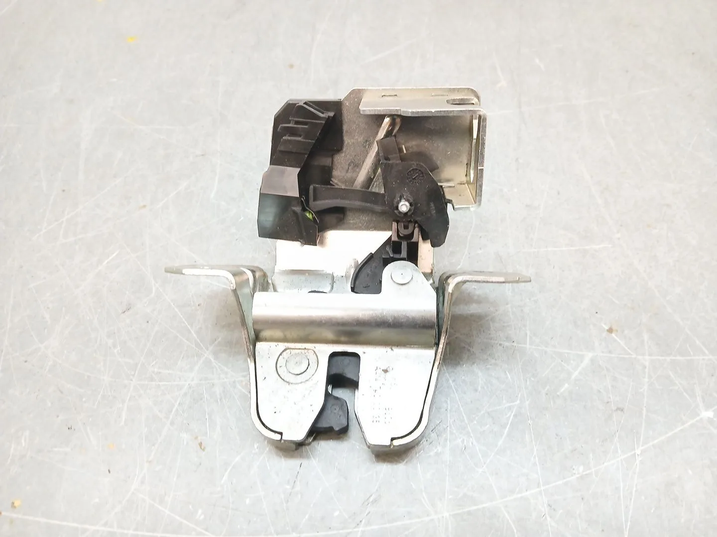 Cerradura Maletero / Porton para Mercedes-Benz Vaneo (414)