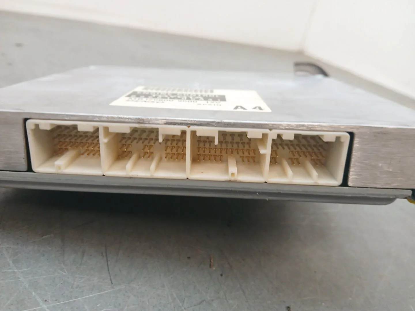 Centralita Motor Uce para Toyota Avensis Sedan (_T25_)