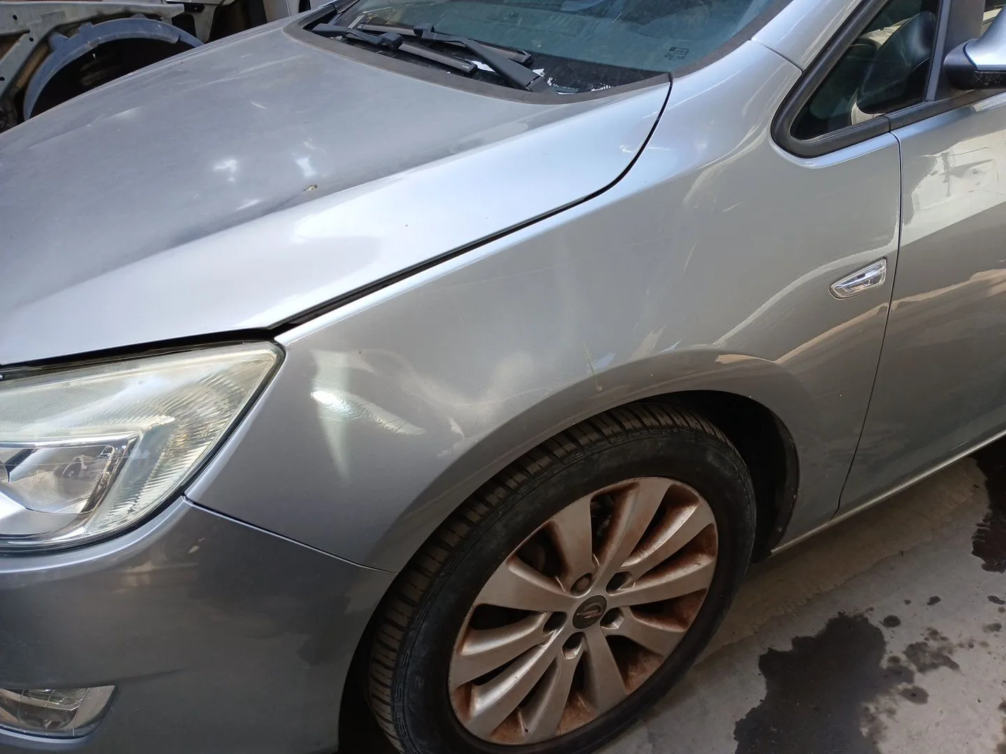 Aleta Delantera Izquierda para Opel Astra J (P10)
