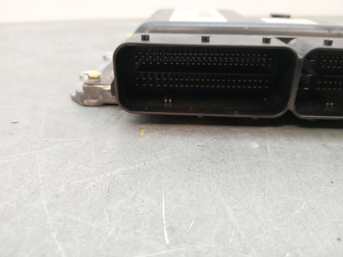 Centralita Motor Uce para Opel Astra J (P10)