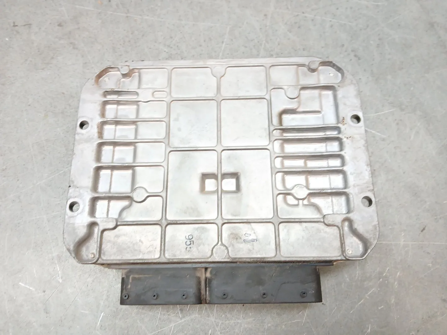 Centralita Motor Uce para Opel Astra J (P10)