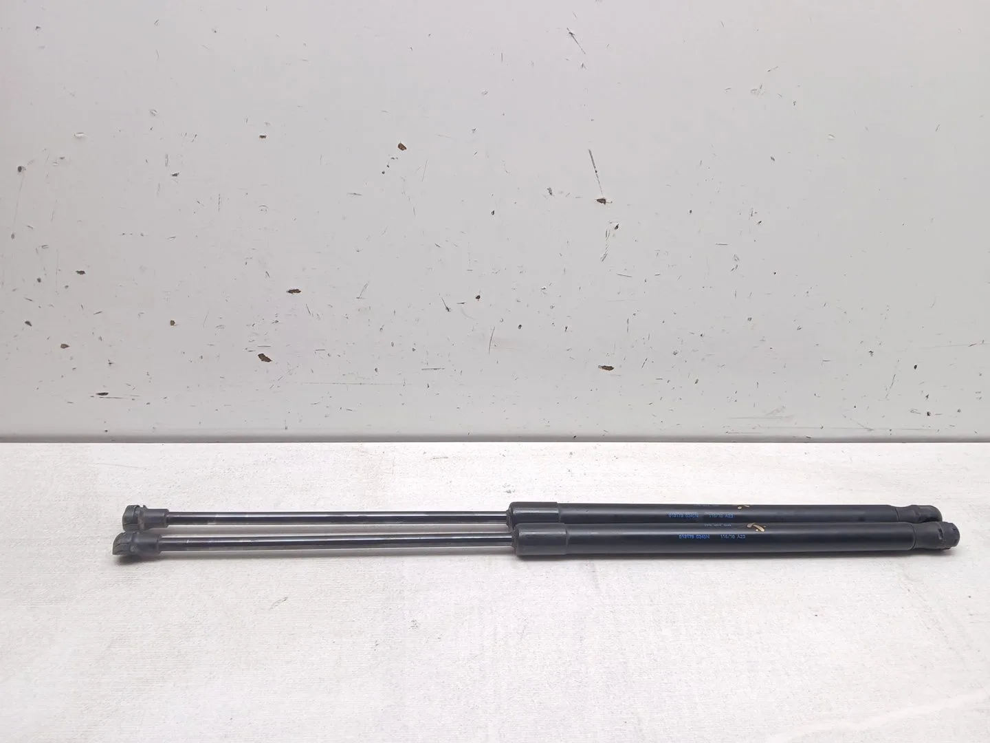 Amortiguadores Maletero / Porton para Seat Leon (1P1)
