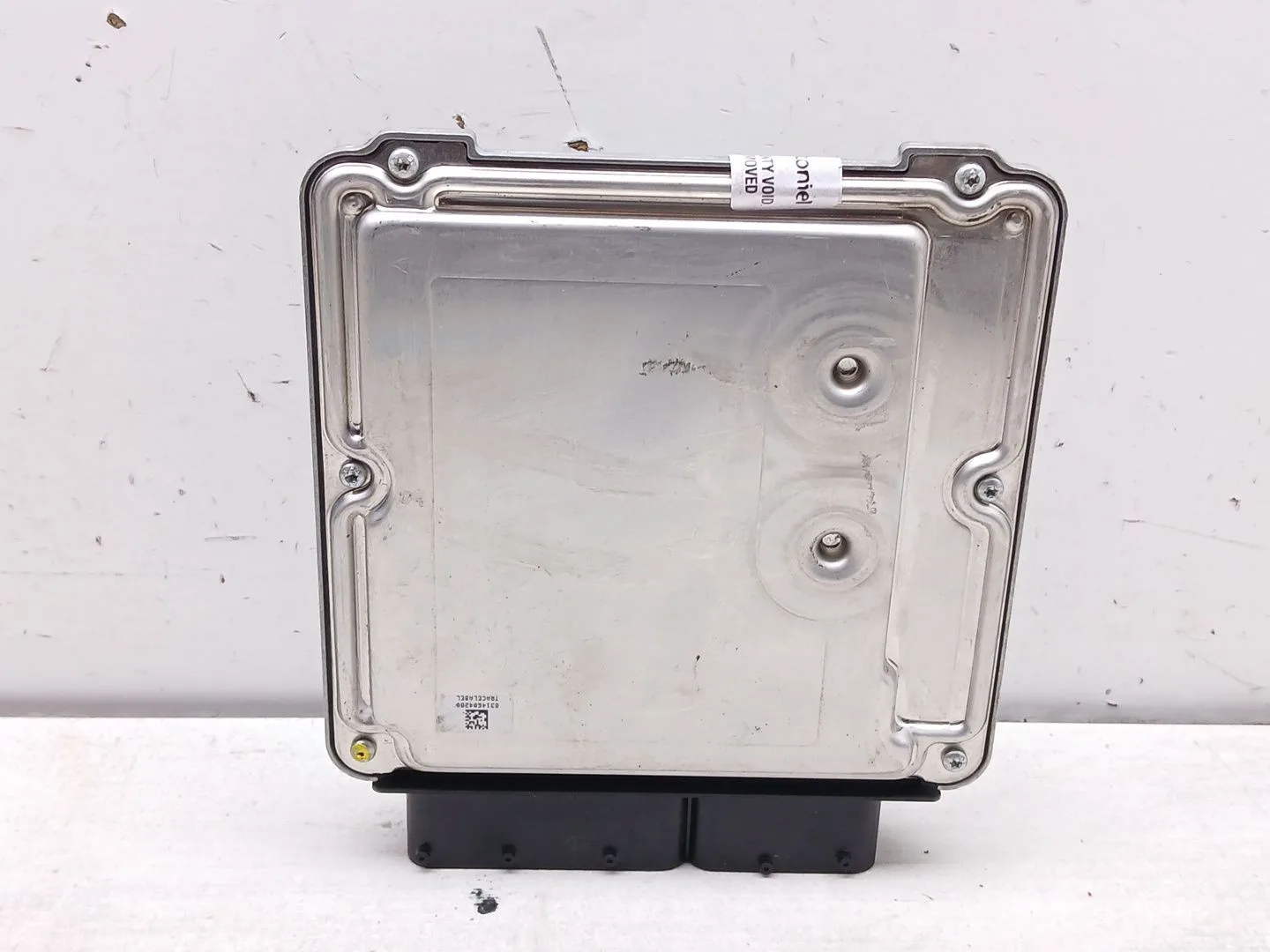 Centralita Motor Uce para Audi A4 B8 (8K2)