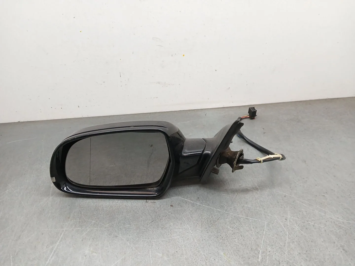 Retrovisor Izquierdo para Audi A4 B8 (8K2)