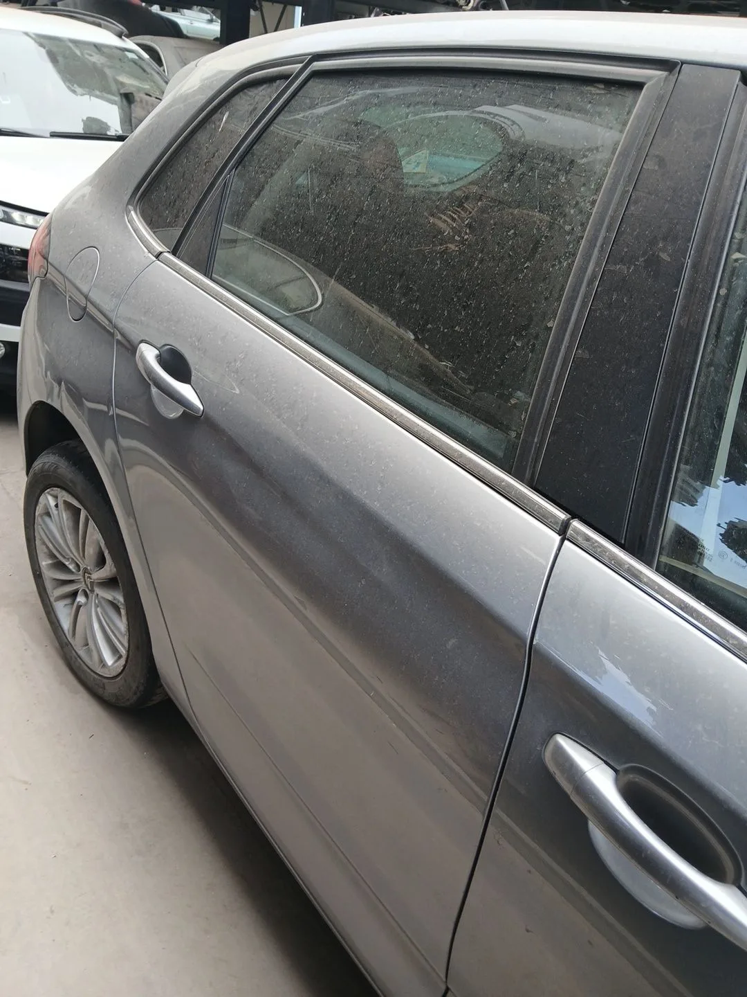 Puerta Trasera Derecha para Citroën C4 Ii (Nc_)