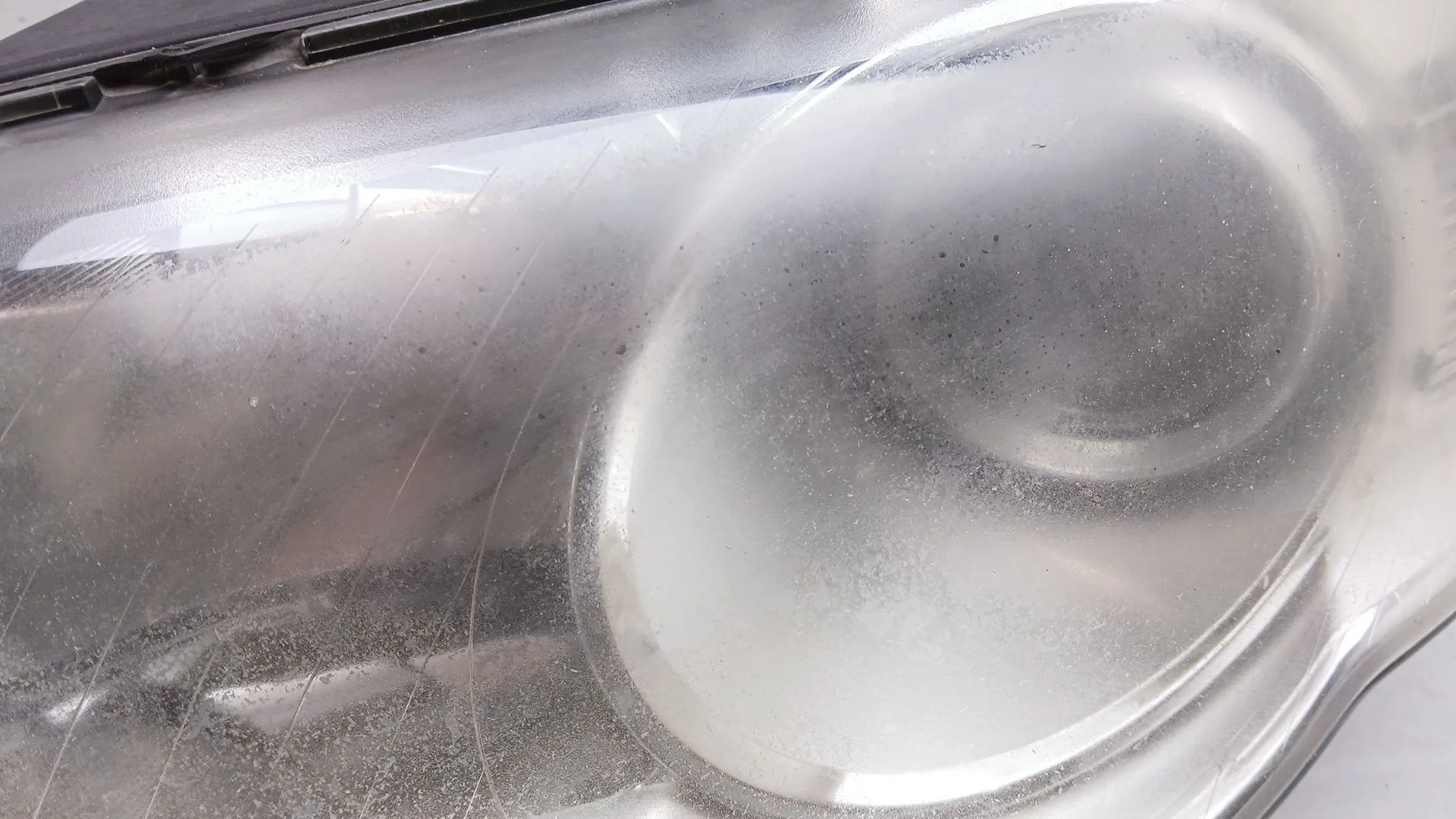 Faro Izquierdo para Volkswagen Passat B6 (3C2)