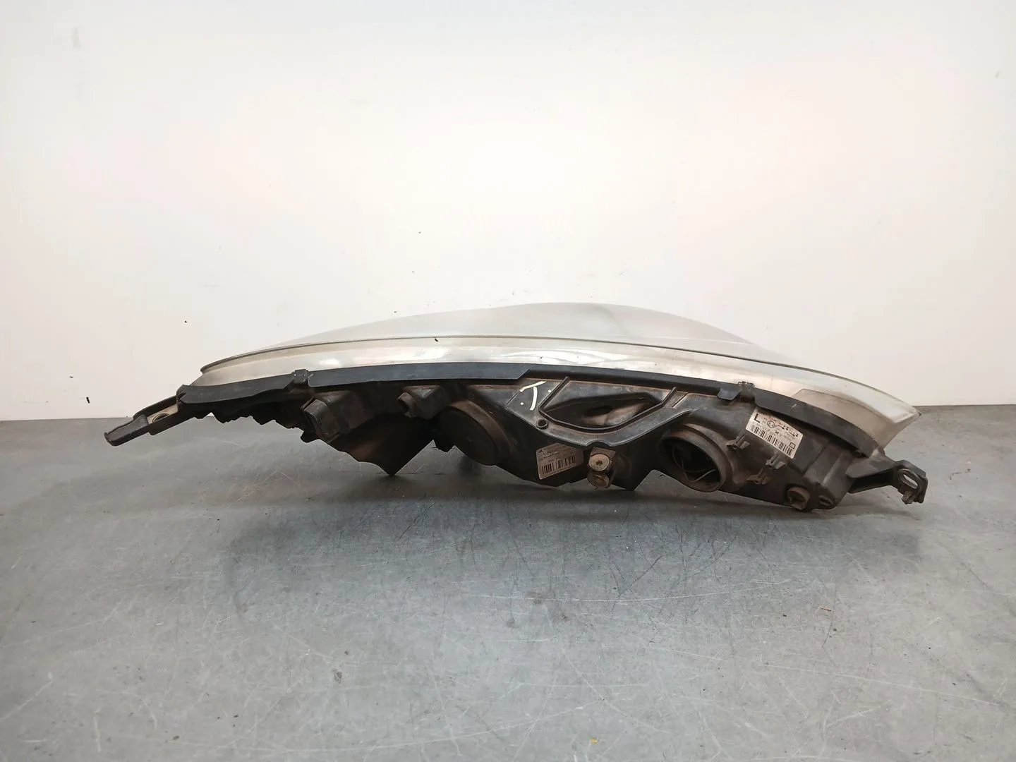 Faro Izquierdo para Peugeot 407 (6D_)