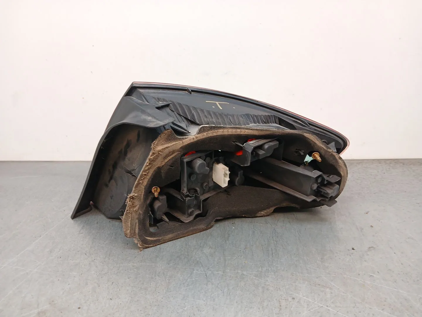 Piloto Trasero Izquierdo para Peugeot 407 (6D_)