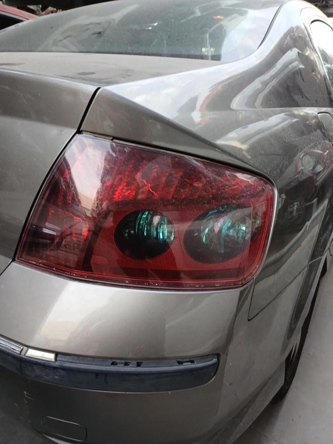 Piloto Trasero Derecho para Peugeot 407 (6D_)