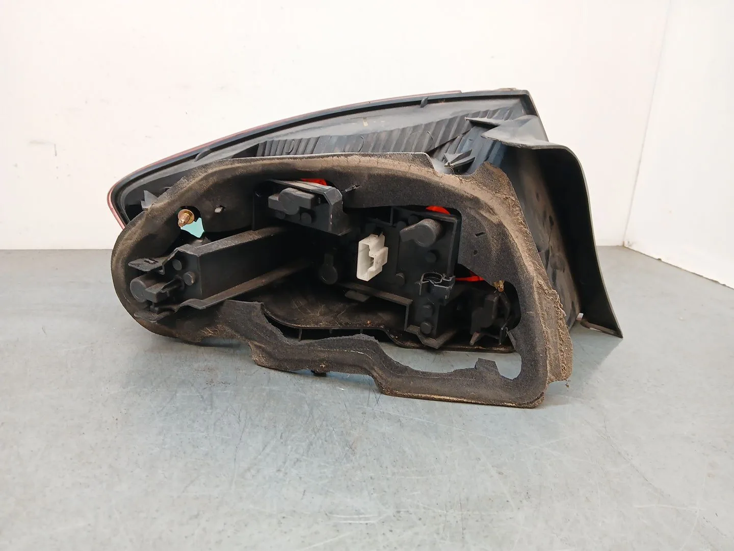 Piloto Trasero Derecho para Peugeot 407 (6D_)