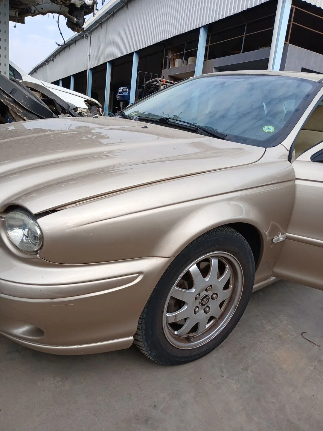 Aleta Delantera Izquierda para Jaguar X-Type I (X400)