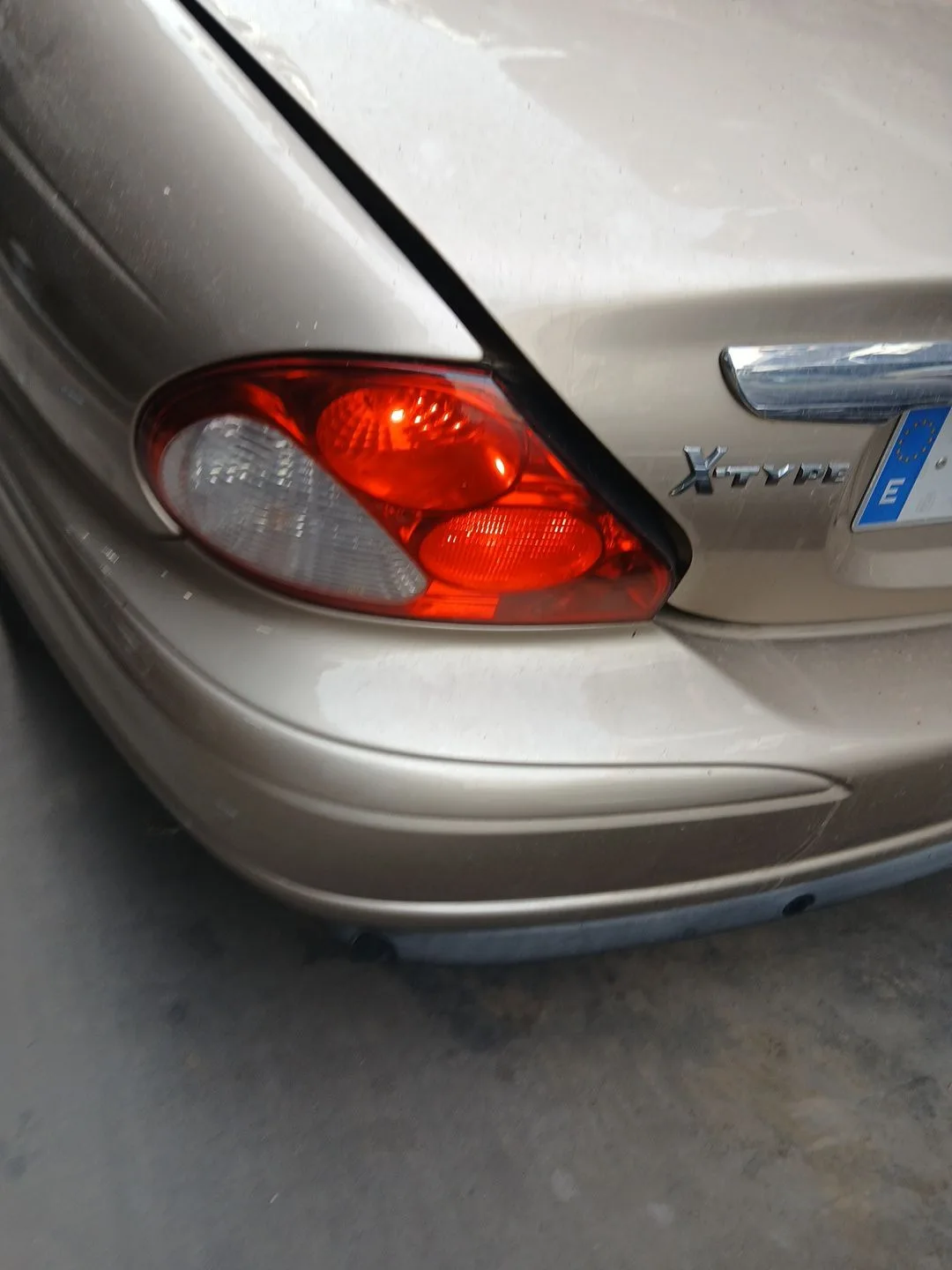 Piloto Trasero Izquierdo para Jaguar X-Type I (X400)