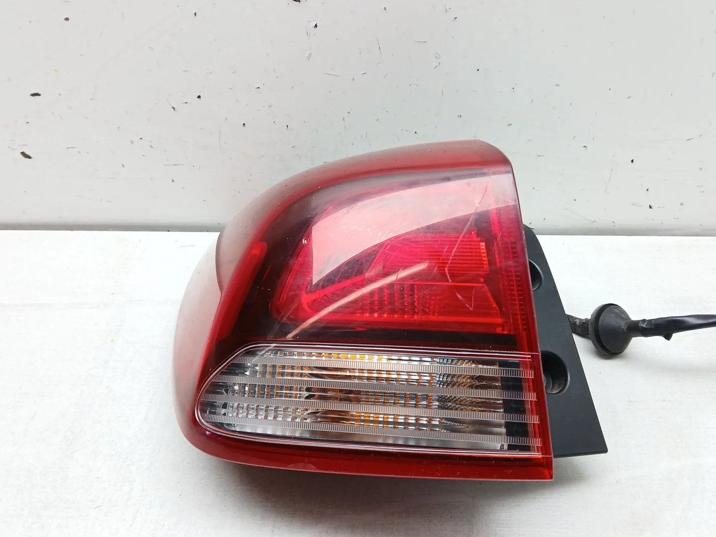 Piloto Trasero Izquierdo para Kia Rio Iv (Yb, Sc, Fb)