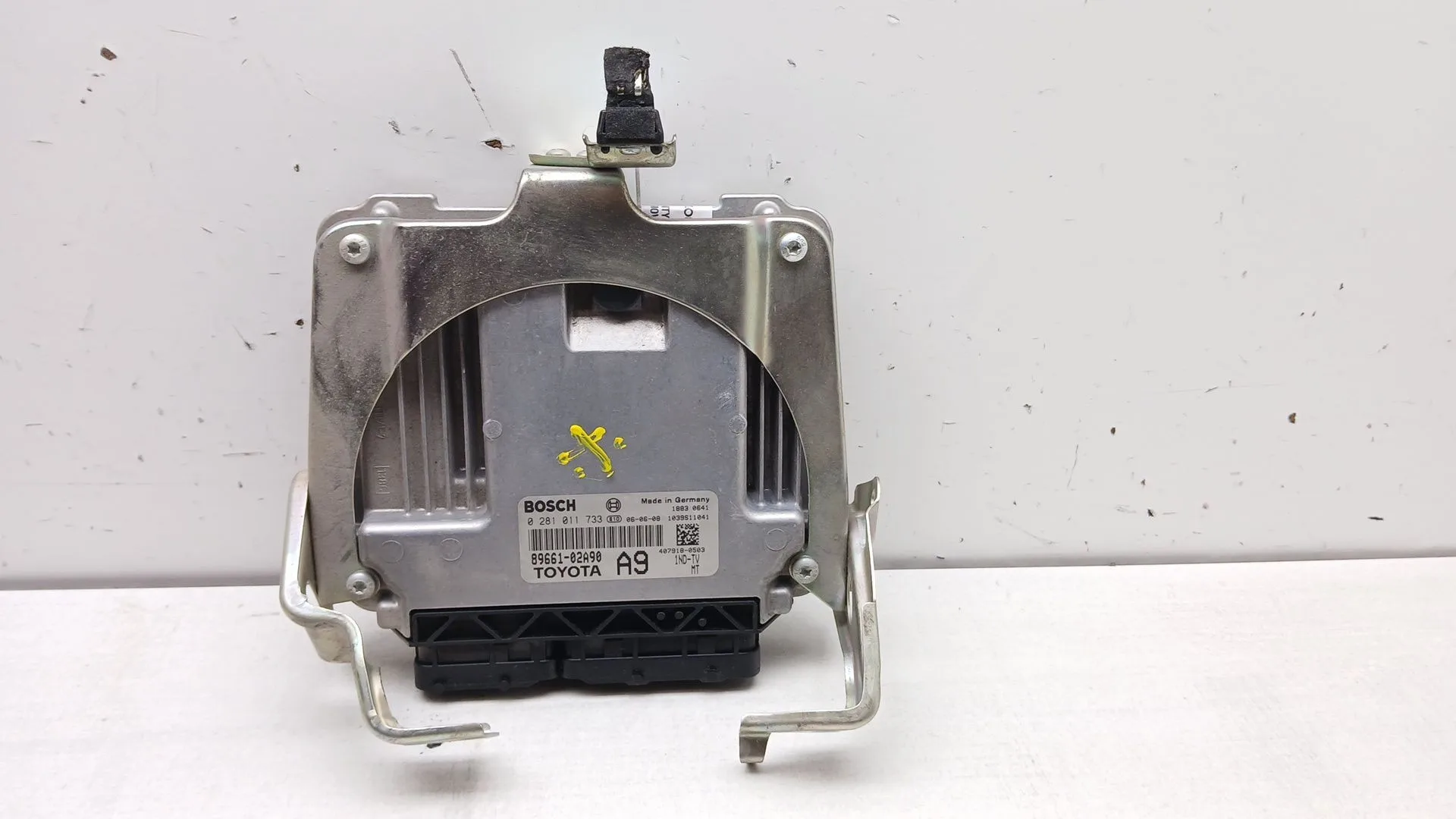 Centralita Motor Uce para Toyota Corolla (_E12_)