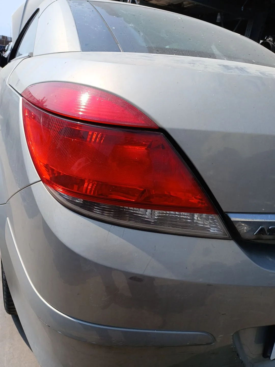 Piloto Trasero Izquierdo para Opel Astra H Twintop (A04)