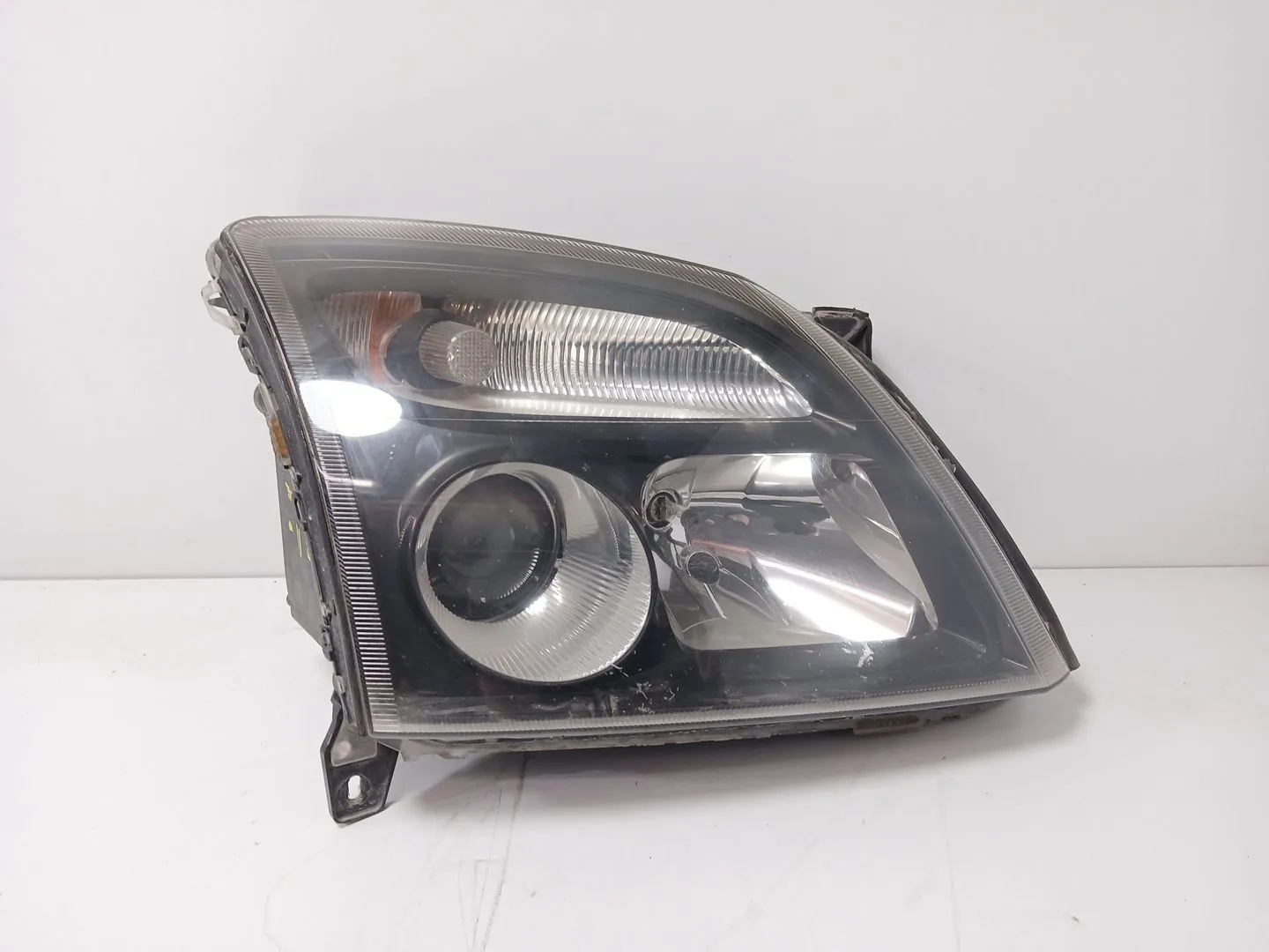 Faro Derecho para Opel Vectra C Gts (Z02)
