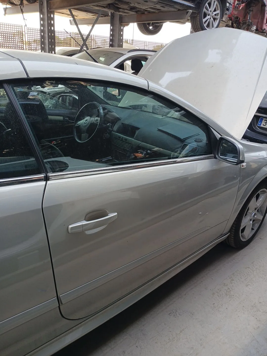 Puerta Delantera Derecha para Opel Astra H Twintop (A04)