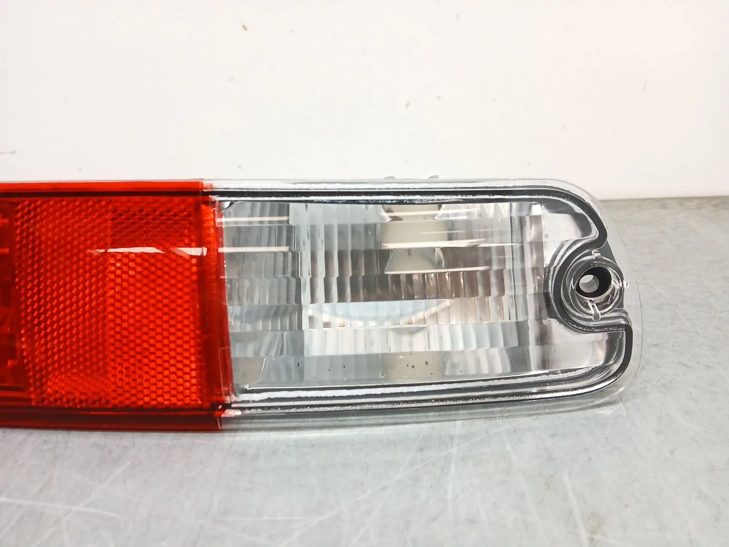 Piloto Trasero Central para Mitsubishi Montero Io I (H6_W, H7_W)