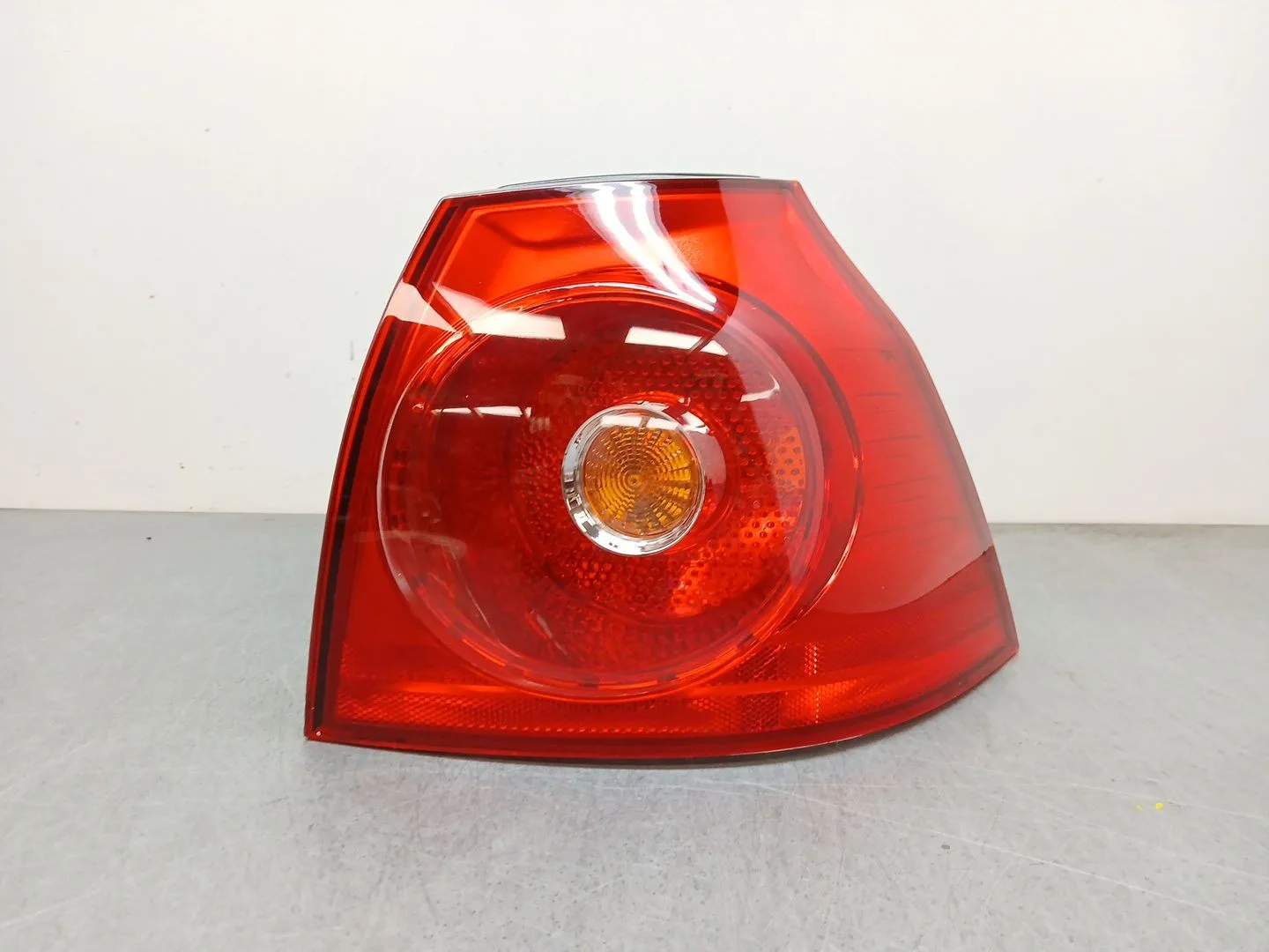Piloto Trasero Derecho para Volkswagen Golf V Berlina (1K1)