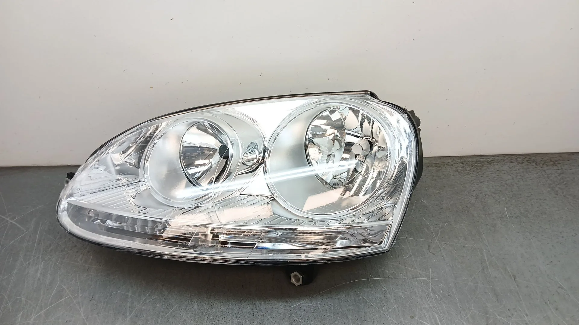 Faro Izquierdo para Volkswagen Golf V Berlina (1K1)