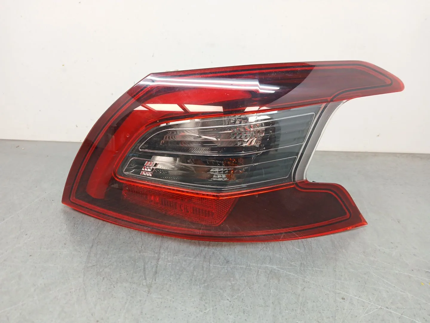 Piloto Trasero Derecho para Peugeot 308 Ii (Lb_, Lp_, Lw_, Lh_, L3_)